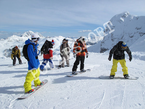 Austria_wyjazdy_narciarskie_i_snowboardowe_wyjazdy_motywacyjne_nagrodowe_incentie_snieg-(1)